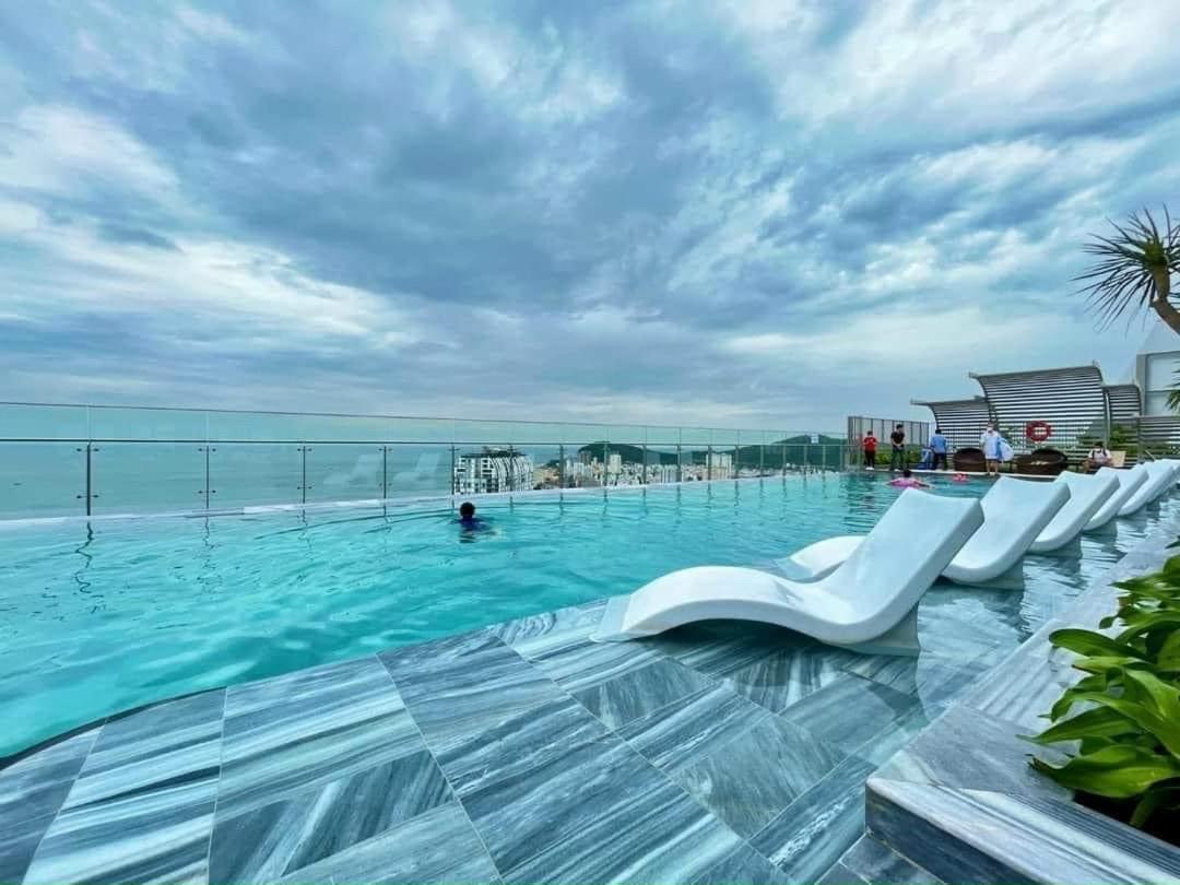 Suite The Song 5Sao Homestay Vũng Tàu Exterior foto